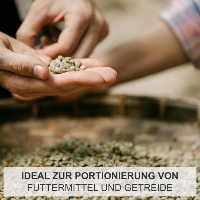 Gewa Futterschaufel 1kg mit Außengriff - Schaufel für Futtermittel - Farben variieren